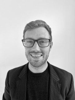 Dr Joshua Coulter