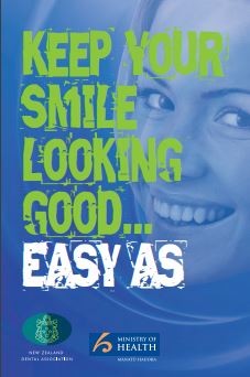 ORH0011 Keep Your Smile Looking Good…Easy As wallet card sized foldout